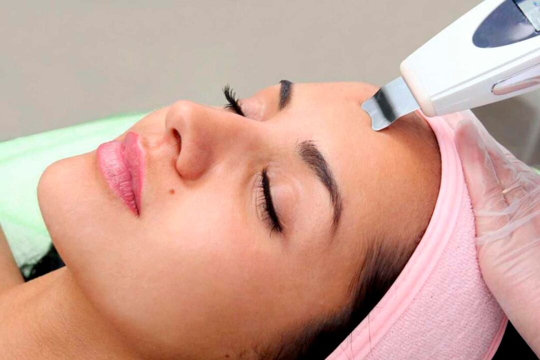 ultrasonic facial cleaning for rejuvenation